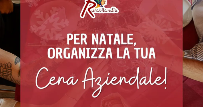 Locandina promozionale per le cene aziendali di Natale a Rurabilandia con sfondo rosso festivo, dettagli dei prezzi a partire da 35€ e contatti per le prenotazioni ad Atri.
